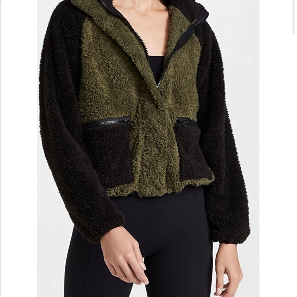 NWT Plush x Revolve Olive Green Teddy Sherpa Zip Up Jacket with Hood Size Medium